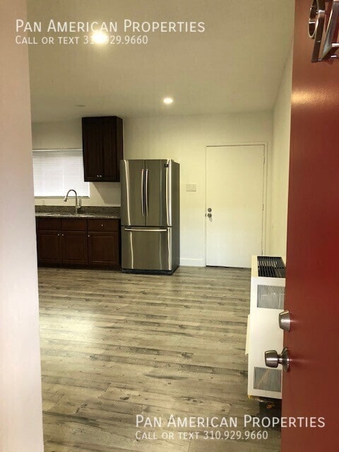 Building Photo - 94 E Market St