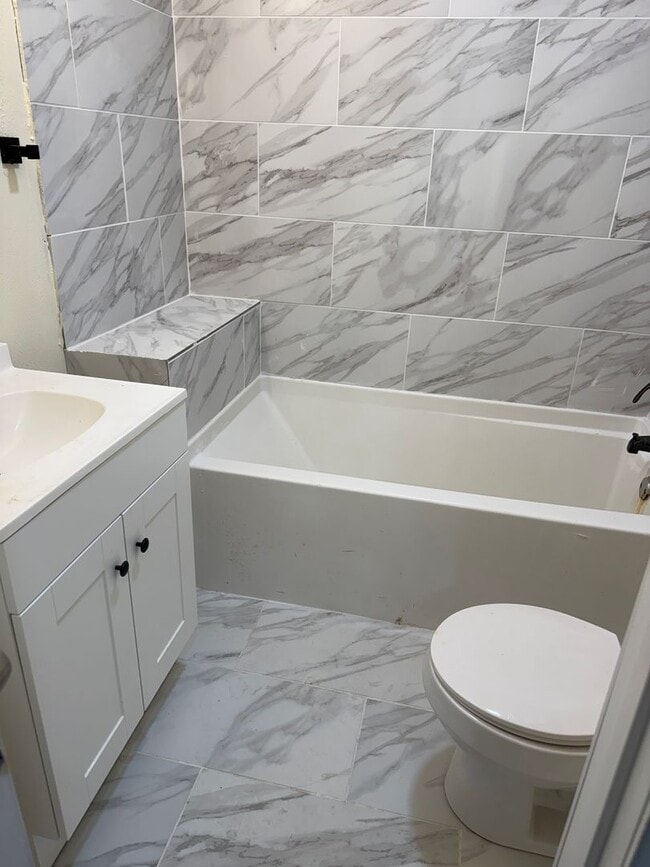 Building Photo - Newly Renovated Home in Blanchard, La