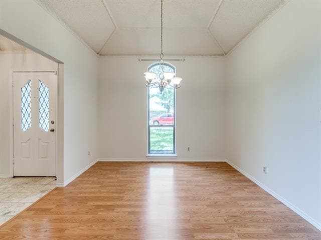 Building Photo - 207 Hemlock Dr