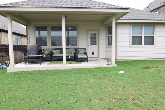 Building Photo - 325 Banin Malone Ln