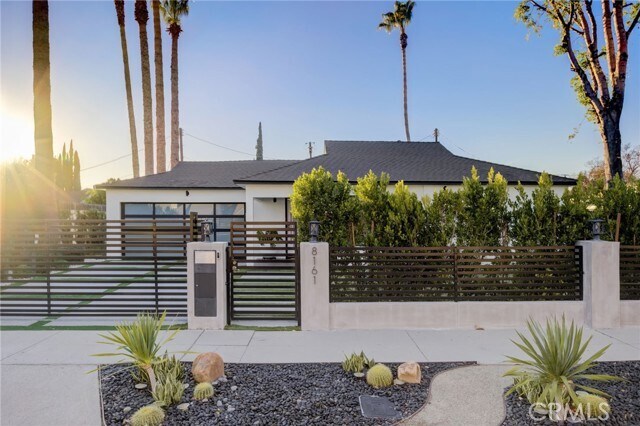 Building Photo - 8161 Encino Ave