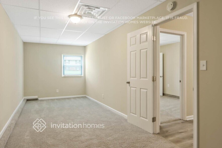 Building Photo - 4116 Emerald Lake Dr