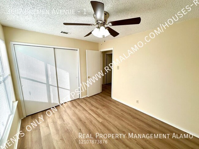 Building Photo - **APPLICATION RECEIVED** *MOVE IN SPECIAL!...