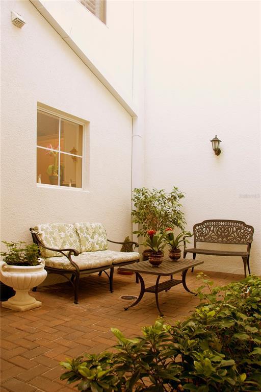 Building Photo - 4627 Legacy Park Dr