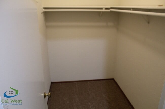 Building Photo - $2,895 - Upstairs 2 Bedroom/1 Bath Condo