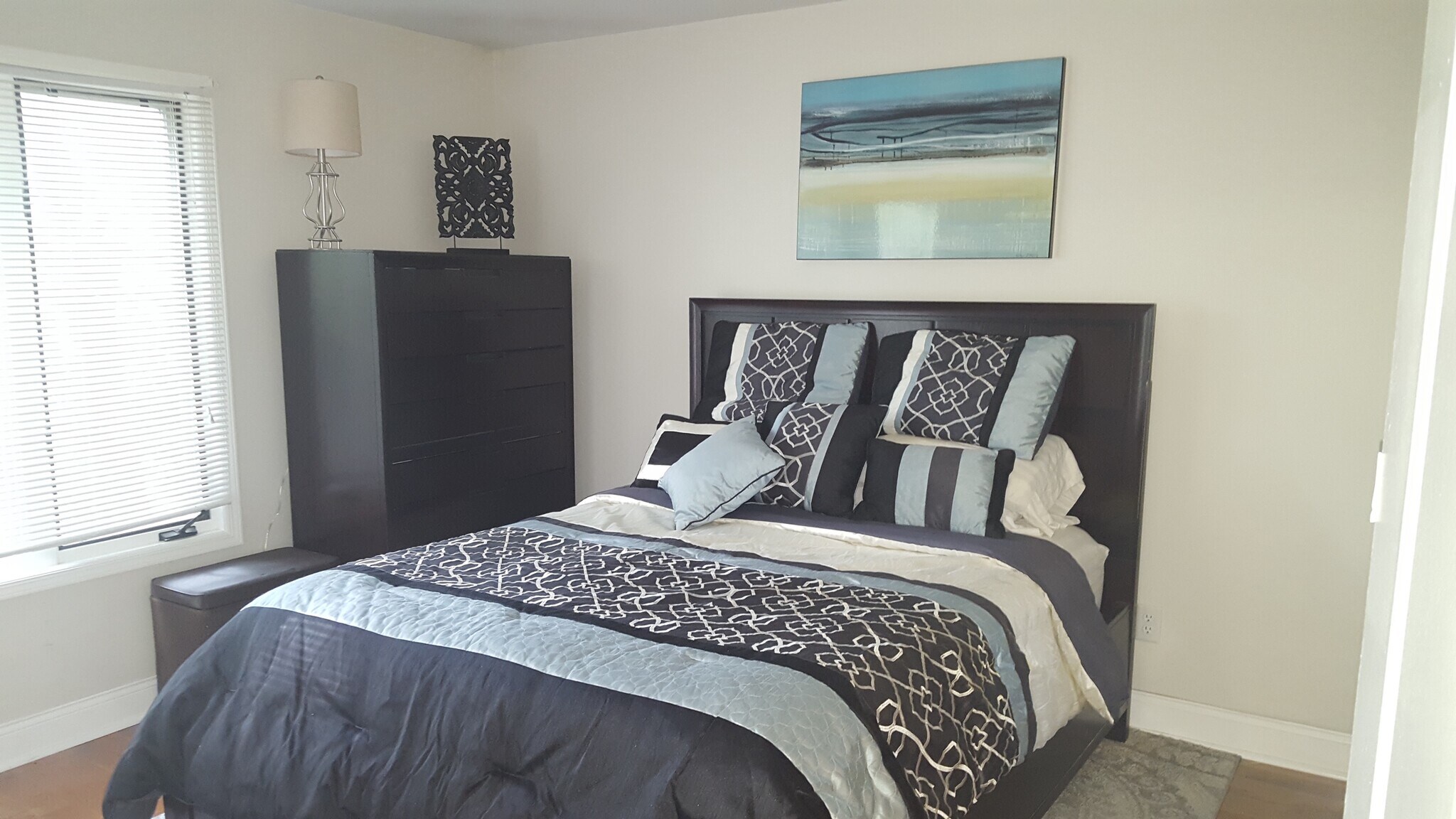 Building Photo - 7 Augusta Dr