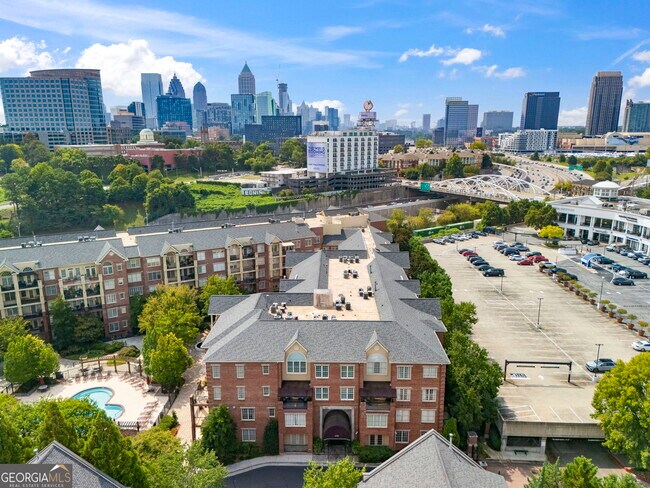 Building Photo - 1735 Peachtree St NE