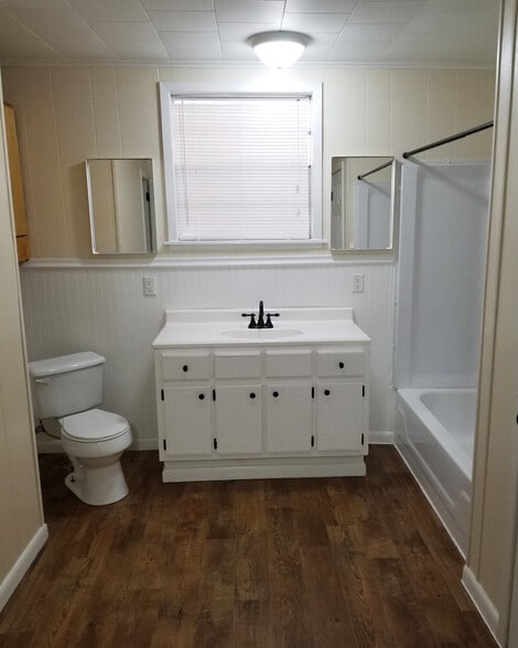 Bathroom - 240 Beauregard St