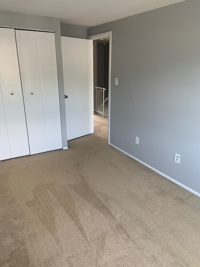 Bedroom - 48 Lerner Ct