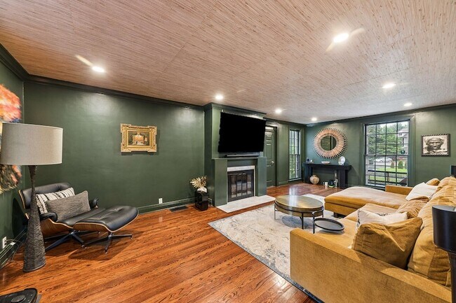 Building Photo - 1486 Woodmont Blvd