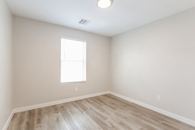 Building Photo - 7563 Bethel Cove Ct