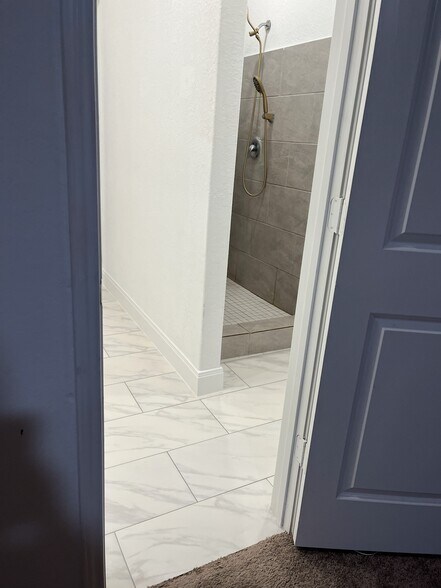 Owner's On-suite 2 of 5 - 6615 Morgan Path