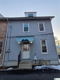 Building Photo - 2066 Grape St