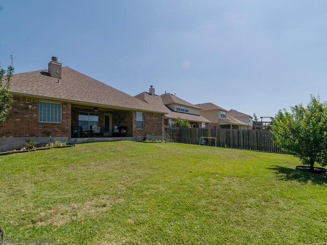 Building Photo - 1720 Harvest Bend Ln