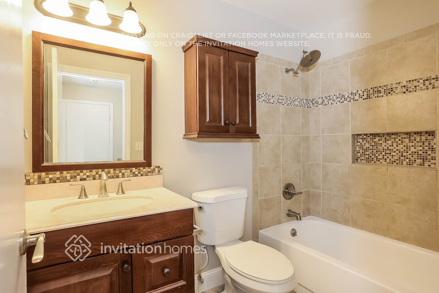 Building Photo - 4110 S Laredo Way