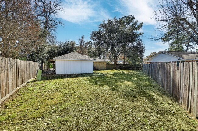 Building Photo - 7315 Foxside Ln