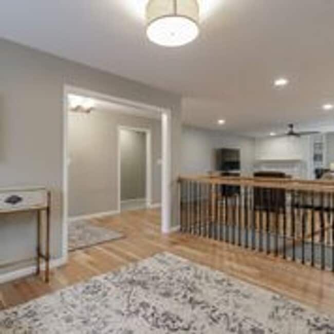 Building Photo - 1510 Woodrail Ave