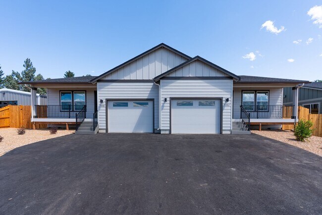 Building Photo - 3082 SW 46th St