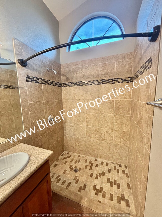 Building Photo - 2621 W Camino Del Deseo