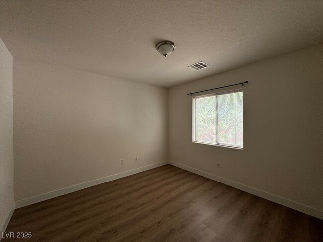 Building Photo - 4243 S Sugar Dr