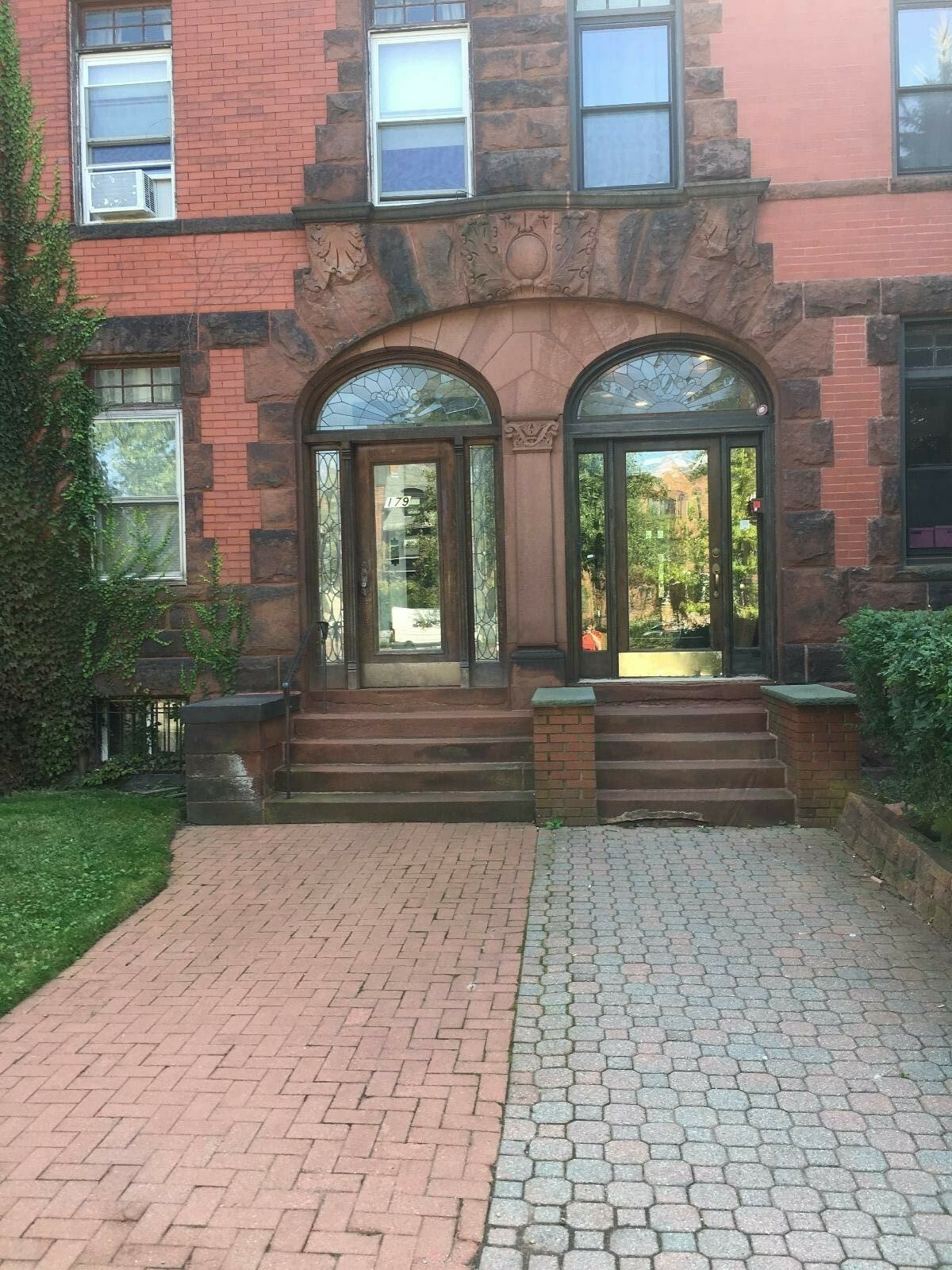 Building Photo - 1801 Beacon St