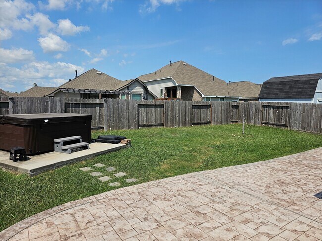Building Photo - 8411 Hunters Cliff Dr