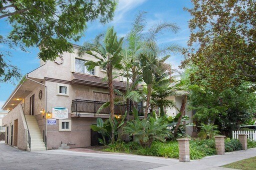 Building Photo - can373