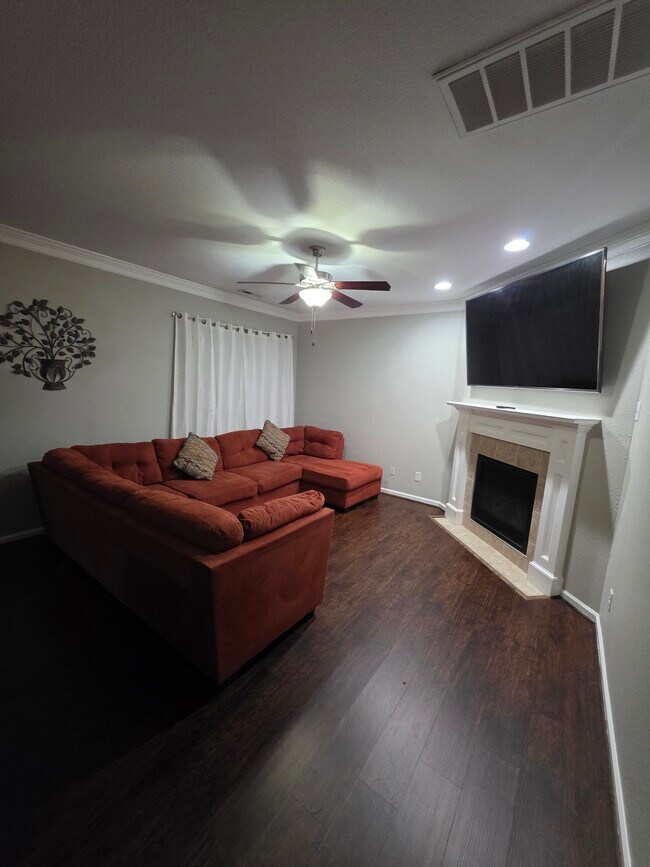 Building Photo - 5512 Muth Ct