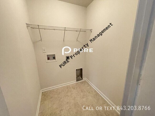 Building Photo - 111 Concord St