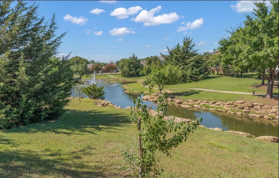 Building Photo - 11705 Pinyon Pine Dr