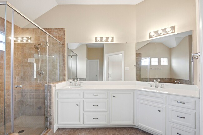 Building Photo - 11518 Main Cypress Dr