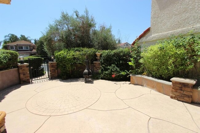 Building Photo - 15329 Bambi Ct