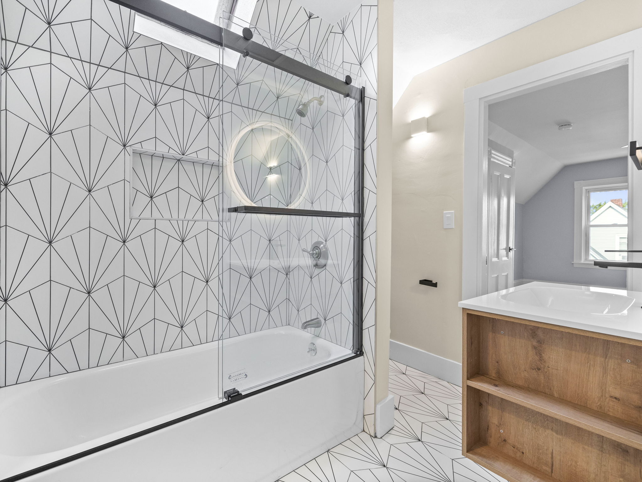 Building Photo - 39 Hancock St