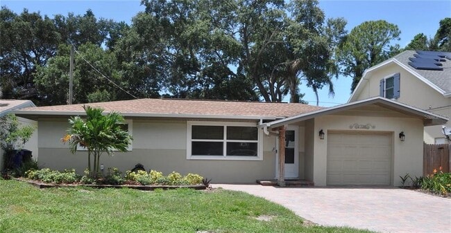 Primary Photo - 1738 Santa Anna Dr