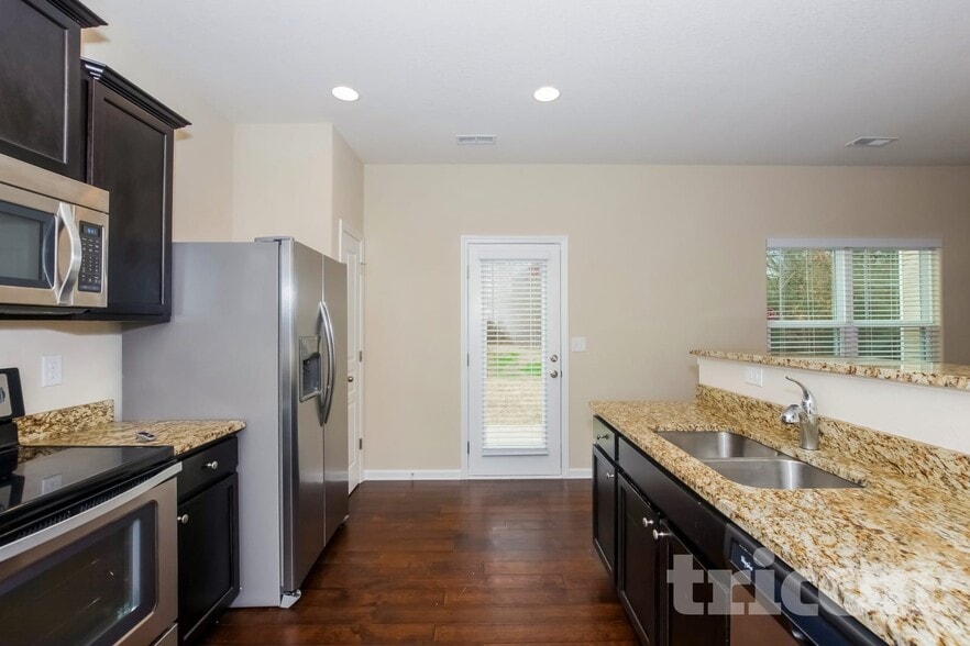 Building Photo - 4717 Opus Ln