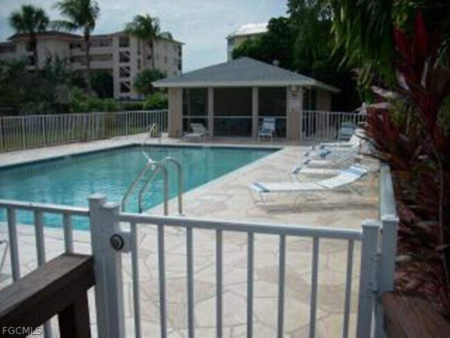 Building Photo - 232 Pebble Beach Blvd