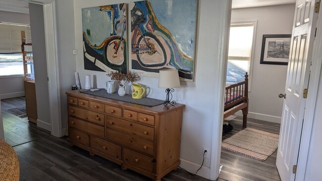 Building Photo - Our Western-Coastal Shabby Chic house Avai...