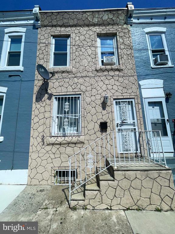 Building Photo - 3007 Arbor St