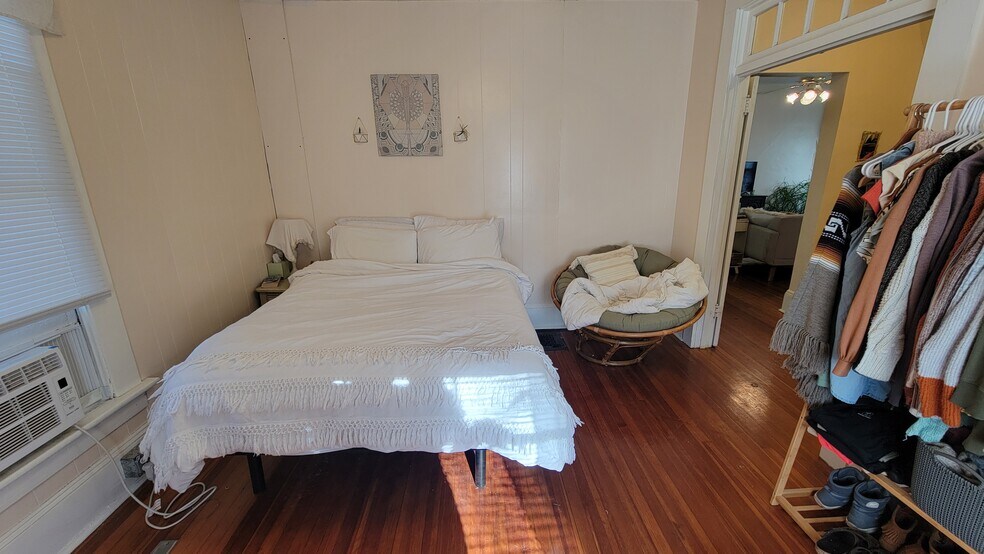 Building Photo - 728 Ohio St