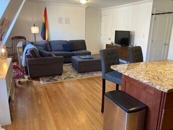 Building Photo - 1799 Beacon St