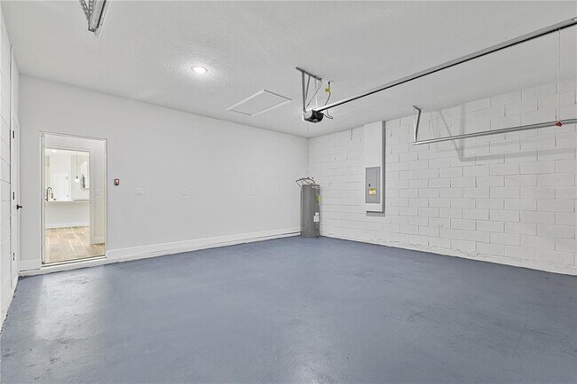 Building Photo - 17739 SW 35th Ave Rd