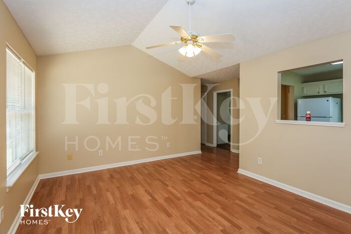 Building Photo - 521 Stoney Creek Rd