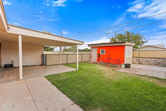 Building Photo - 4640 Ambassador Dr