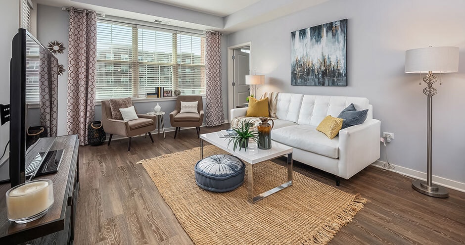 Building Photo - The Residences of Orland Park Crossing