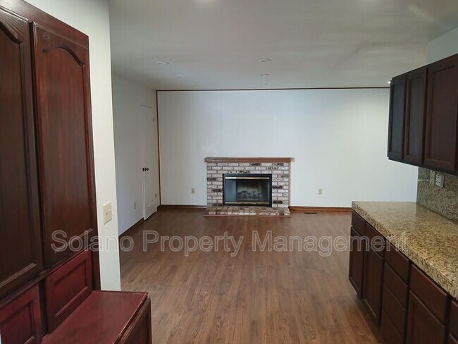 Building Photo - 318 Ridgecrest Cir