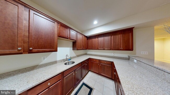 Building Photo - 3041 Moore Ln