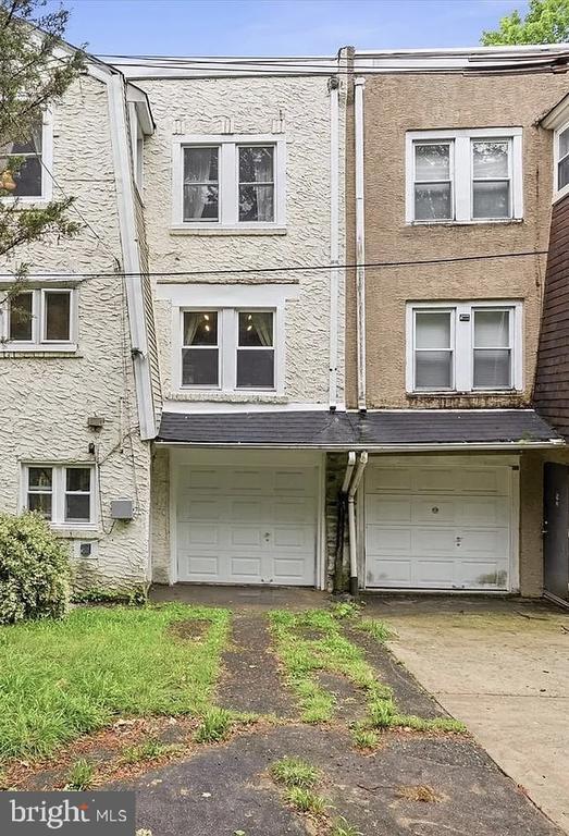 Building Photo - 5227 Rexford Rd