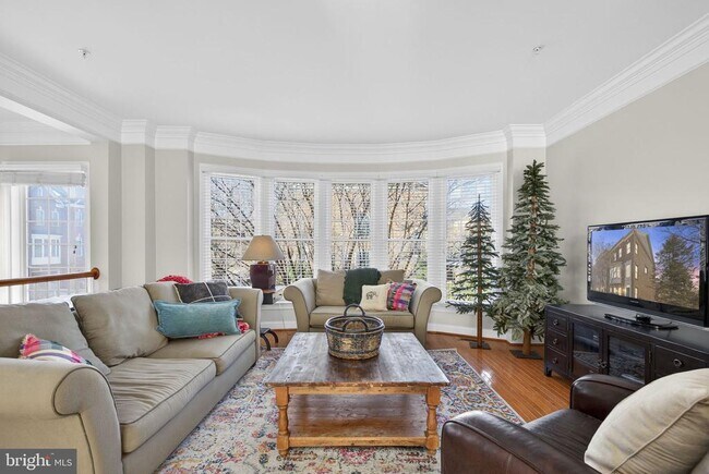 Building Photo - 43789 Water Bay Terrace