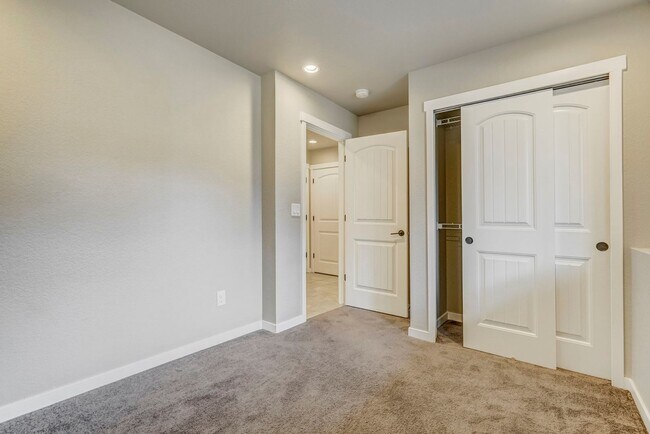 Building Photo - Modern 4BR with Open Kitchen, Patio & 2-Car Garage