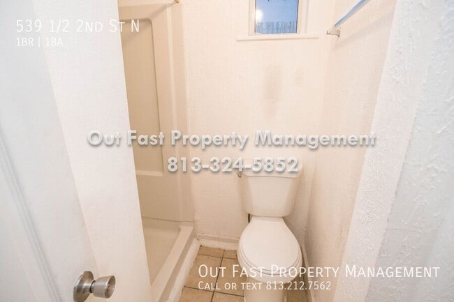 Building Photo - 539 1/2 2nd St N-